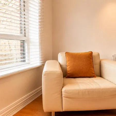 Modern 2br - Near K Club & Racecourse
